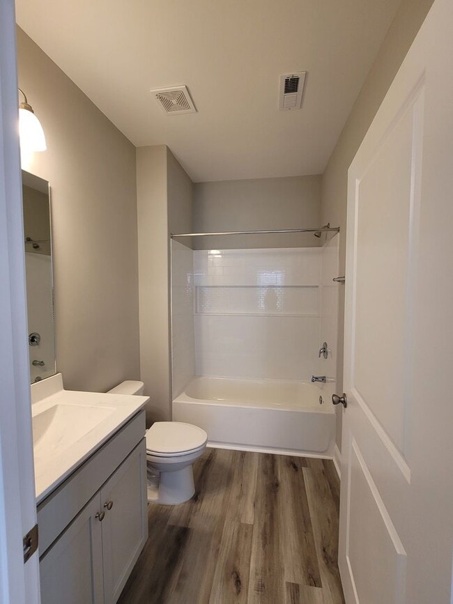 Building Photo - Kiskadee Parke at Wild Wing - Long Term Rental