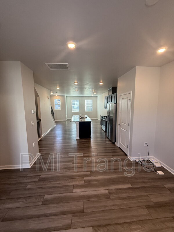 Foto del edificio - 716 Cormiche Ln