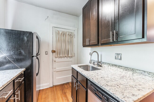Foto del edificio - 4717 N Leavitt St