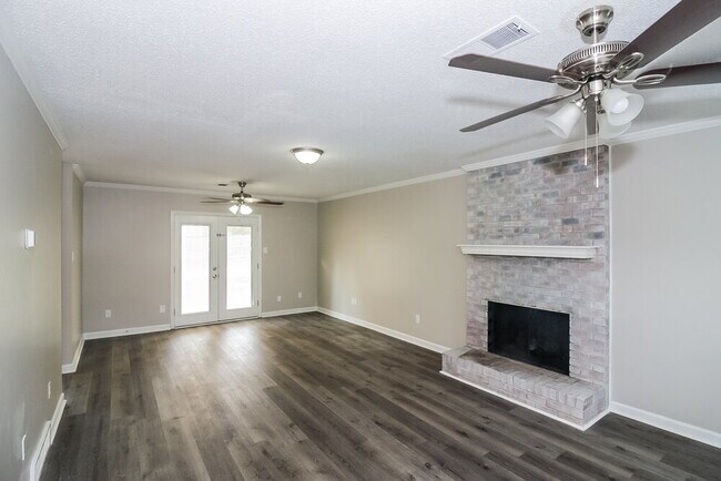 Foto del edificio - 967 Hawkview Dr