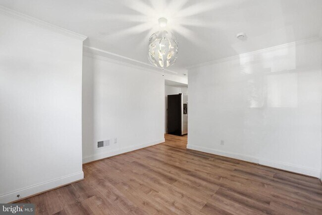Foto del edificio - 1701 Montello Ave NE