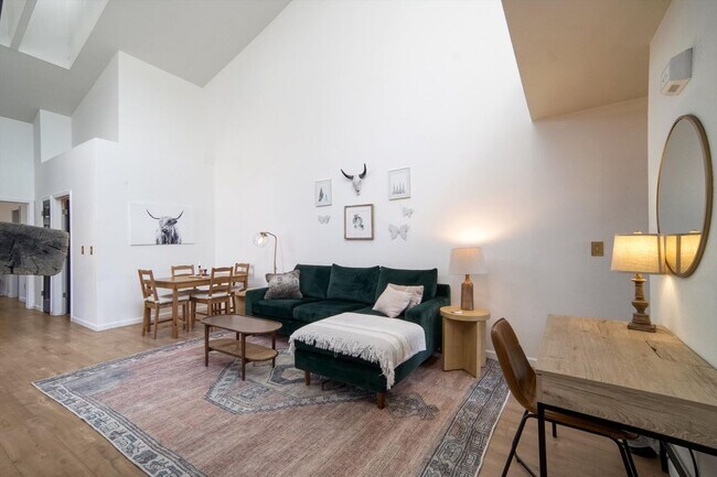 Foto del edificio - Fantastic Littleton condo  2 bedrooms and ...