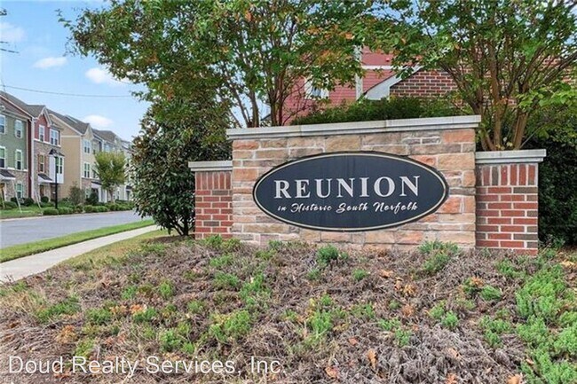 Foto del edificio - 2 br, 2.5 bath House - 511 Marc Smiley Road,