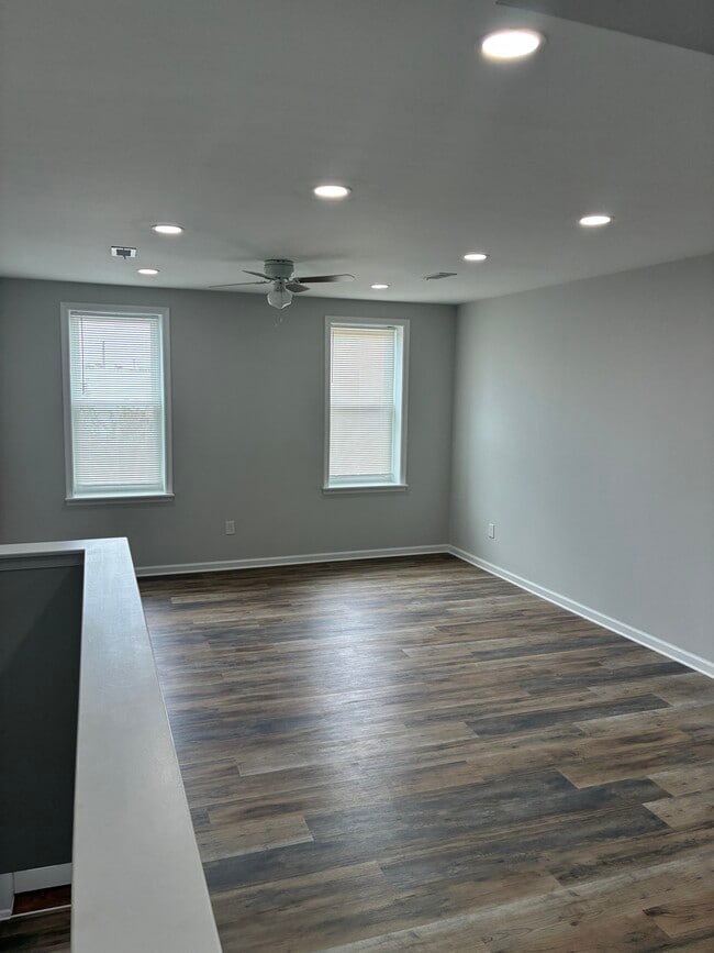 Building Photo - 1747 W Passyunk Ave