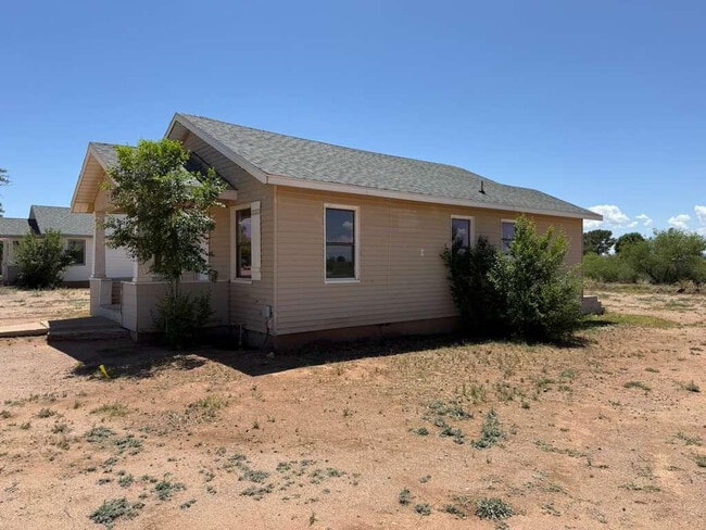 Building Photo - 2082 N Cougar Pl