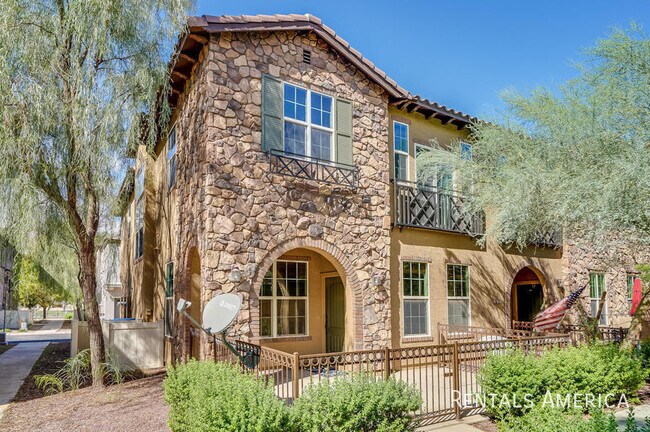 Building Photo - Beautiful 3 Bedroom, 2.5 Bath Home with a ...