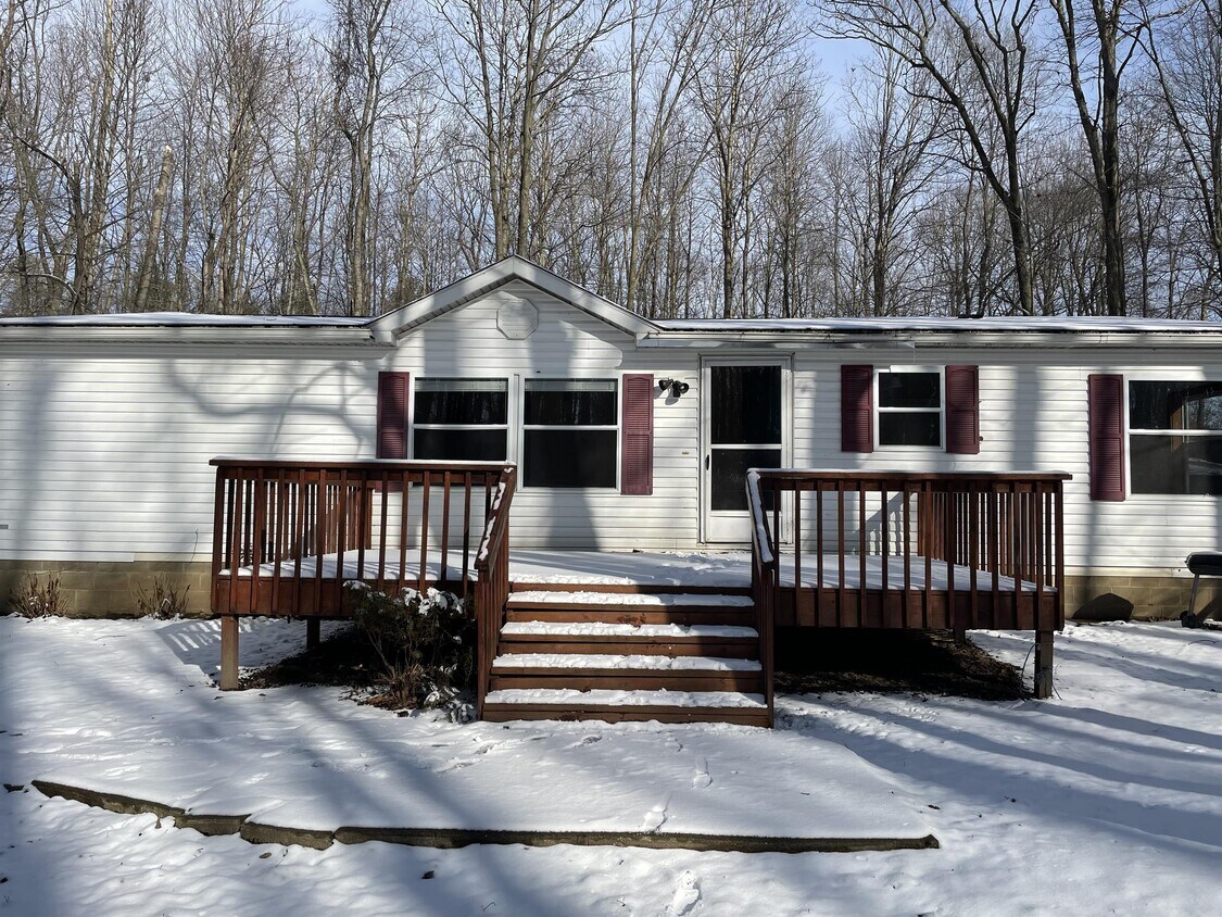 4141 Addison Rd, Jonesville, MI 49250 House for Rent in Jonesville