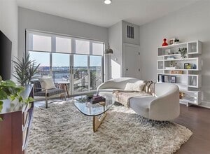 Building Photo - 260 AVENUE E