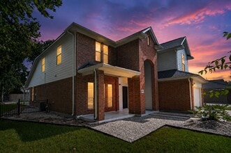 Building Photo - 13403 Summer Villa Ln