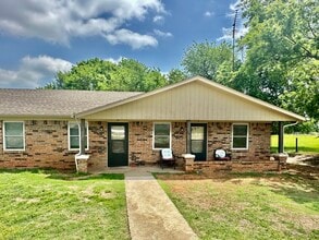 Building Photo - 2425 County Street 2872