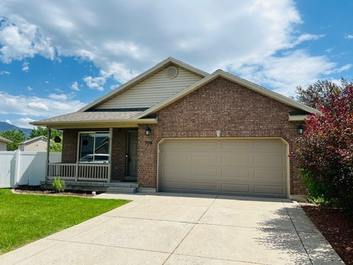 Foto principal - Beautiful patio home in Logan on Cul-de-sac