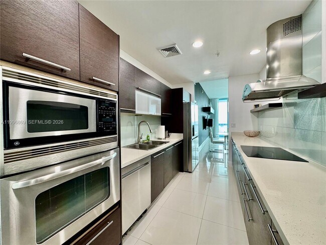 Foto del edificio - 7928 East Dr