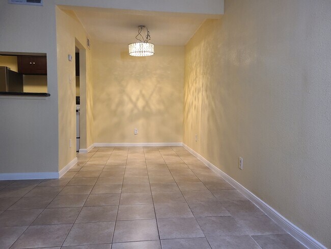 Foto del edificio - 752 Memorial Mews St