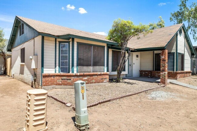 Foto del edificio - 8520 W Palm Ln