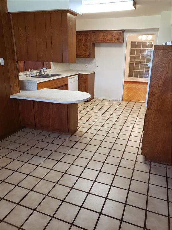 Building Photo - 112 Granby Pl