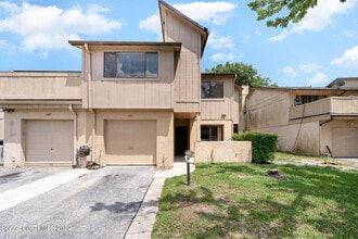 Building Photo - 1911 Cashew Courtway