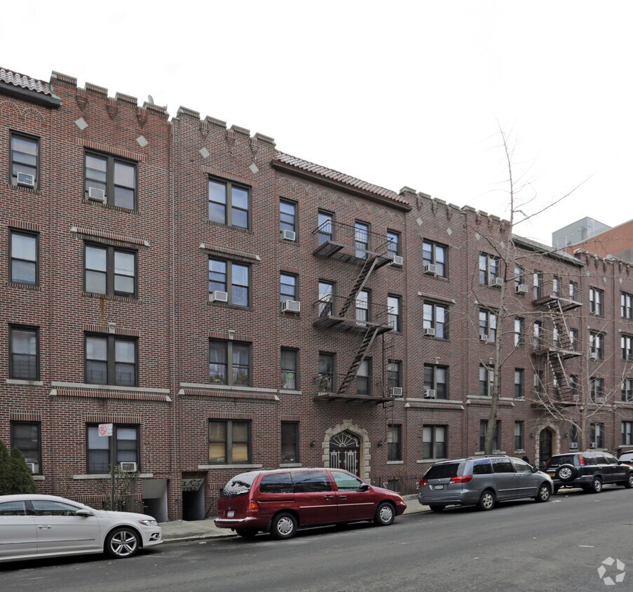 Building Photo - 4529 42nd St
