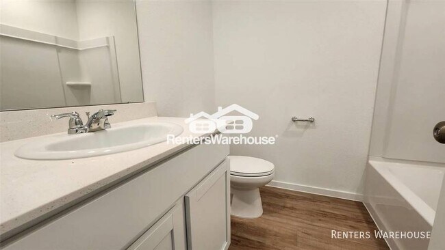 Foto del edificio - LEASE YOUR DREAM HOME