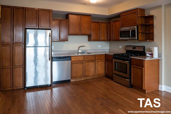 Building Photo - 3727 N Elston Ave