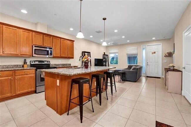 Building Photo - 2930 Cascada Isle Way