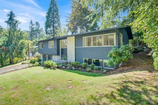Building Photo - 1931 Mapleleaf Ct
