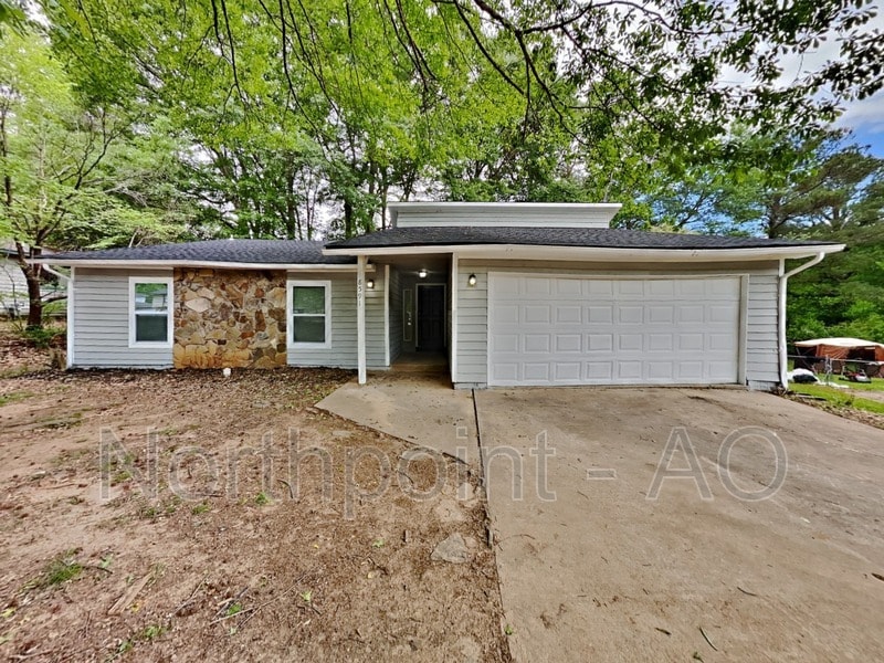 8591 Creekview Ct, Riverdale, GA 30274 House Rental in Riverdale, GA