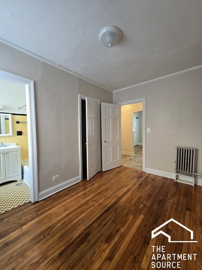 Foto del edificio - 6910 N Ravenswood Ave