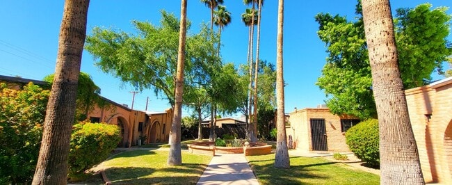 Photo - LOVELY CENTRAL PHOENIX TOWNHOME READY TO RENT!!!