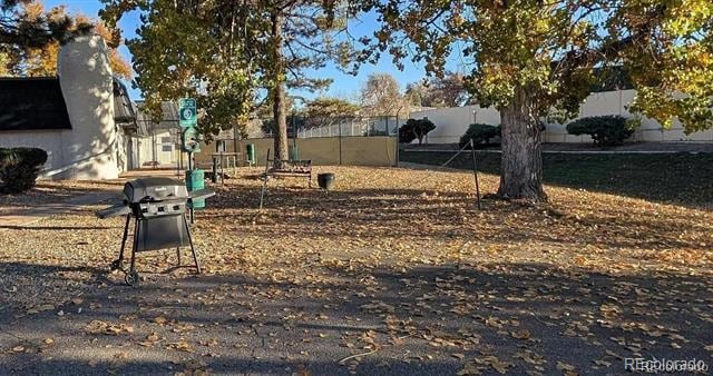 Foto del edificio - 140 E Highline Cir