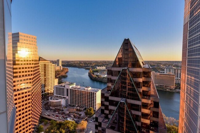 Foto del edificio - 200 Congress Ave