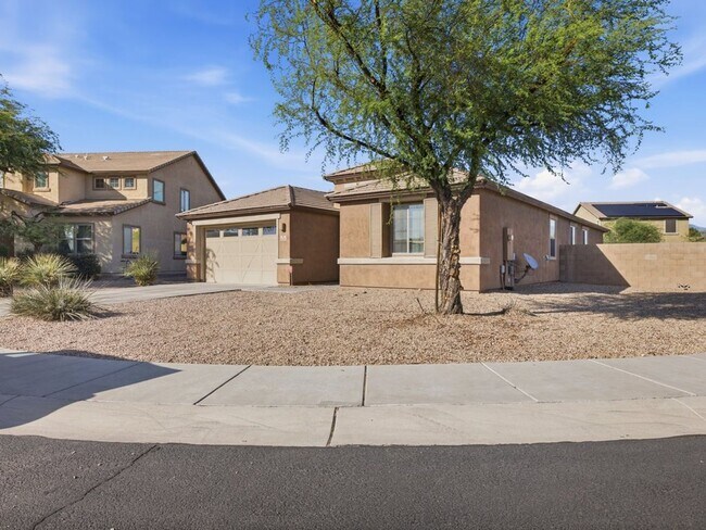 Foto del edificio - Spacious Cul-de-Sac Living with Modern Comforts & Community Perks