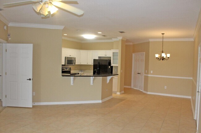 Foto del edificio - 3425 Haley Pointe Rd