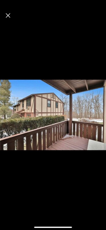 Building Photo - 536 Sierra Vista Ln