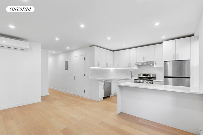 Building Photo - 119 Wyckoff St