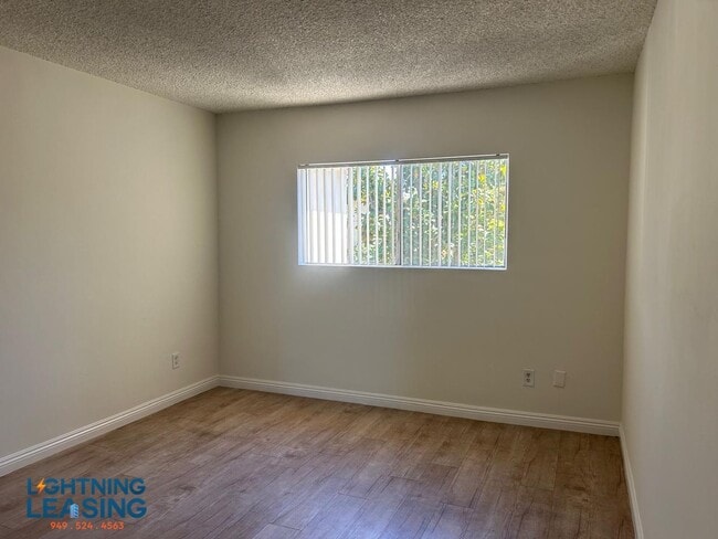 Building Photo - 5130 Yarmouth-25D