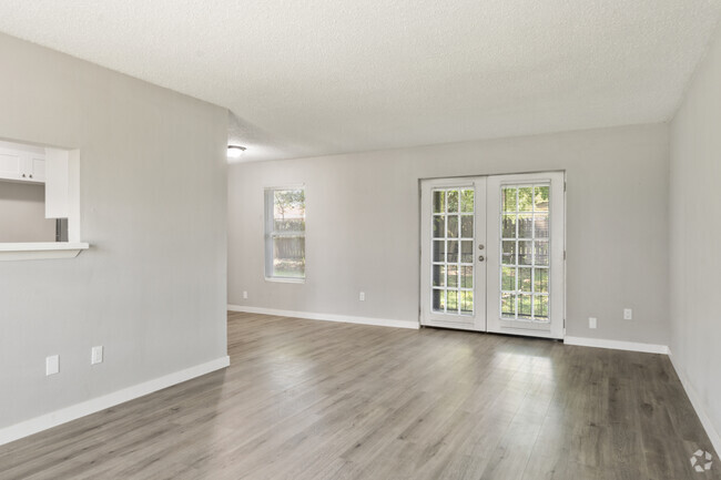 3BR, 2BA - 1194SF - Living Room - Kensington Manor Apartments