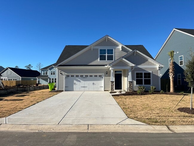 Building Photo - Beautiful New Home