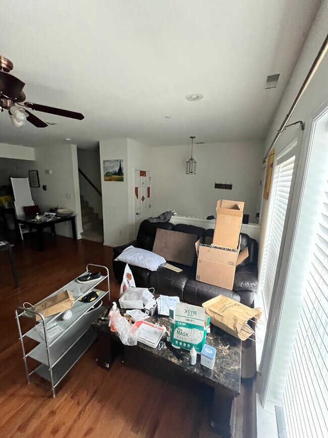 Foto del edificio - 4461 Riverview Ln
