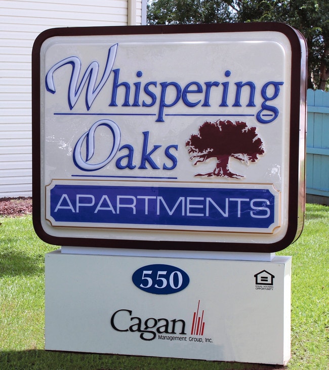 Foto del edificio - Whispering Oaks Apartments