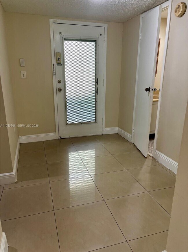 Foto del edificio - 1800 SW 81st Ave