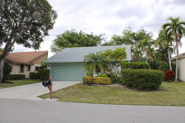 Foto del edificio - 2583 NW 13th St