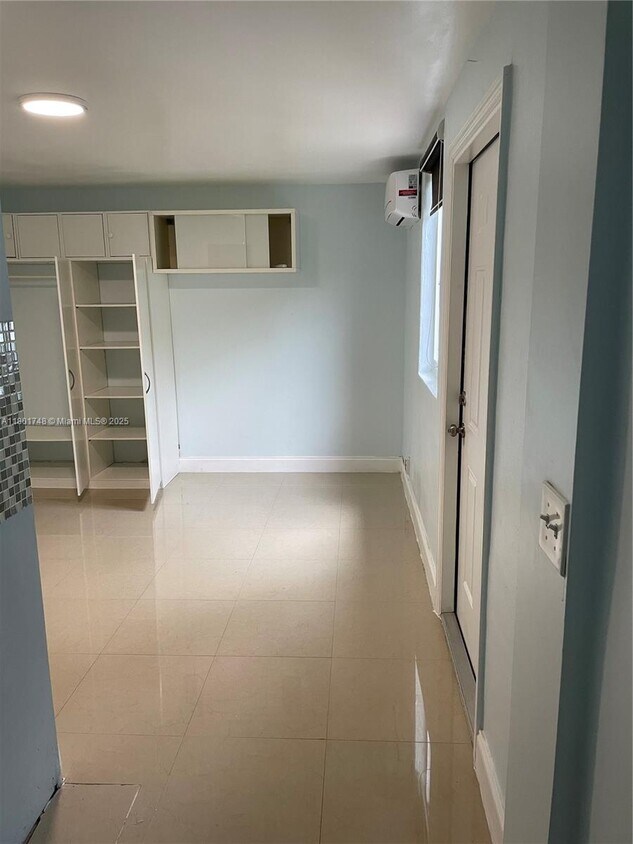Foto principal - 5321 SW 89th Ct