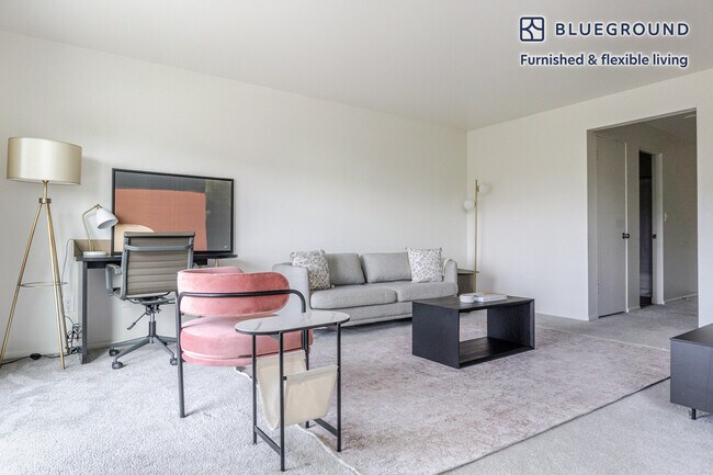 Foto del edificio - 2850 15th Ave W