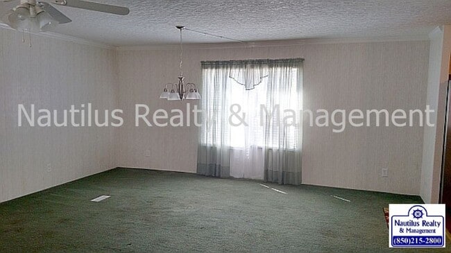 Building Photo - 3702 E Orlando Rd