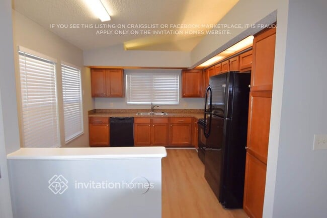 Foto del edificio - 130 Meadow Blvd