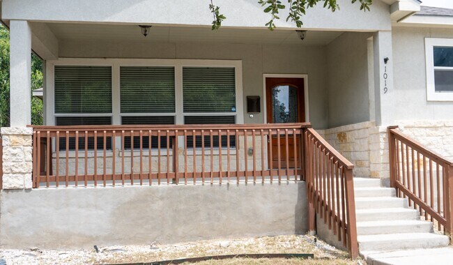 Foto del edificio - Beacon Hill, 3 Bedroom, 2 Bathroom, 2017 Build, ***Solar Panels, Utilities Average $40 per month***