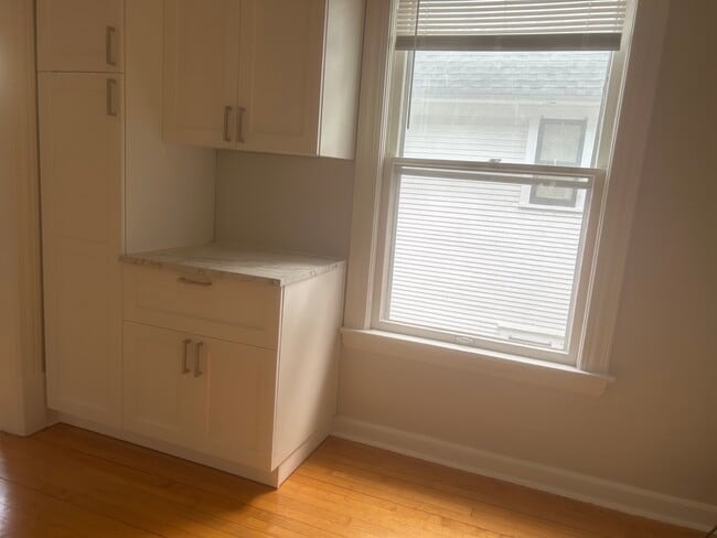 Foto del edificio - 1322 Adams St NE