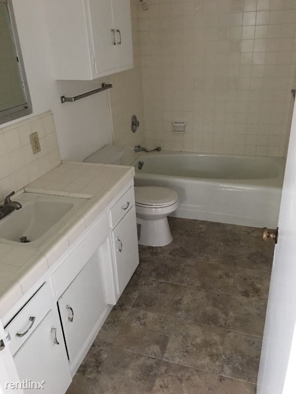 Building Photo - 2 br, 2 bath Apartment - 503 Fairview Ave
