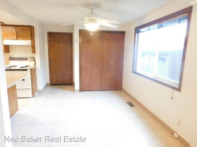 Building Photo - 3 br, 2 bath House - 2142 Maplewood Dr S