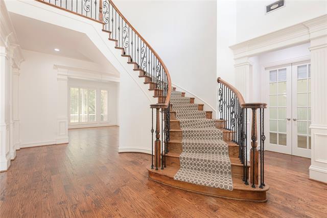 Building Photo - 405 Martel Ln